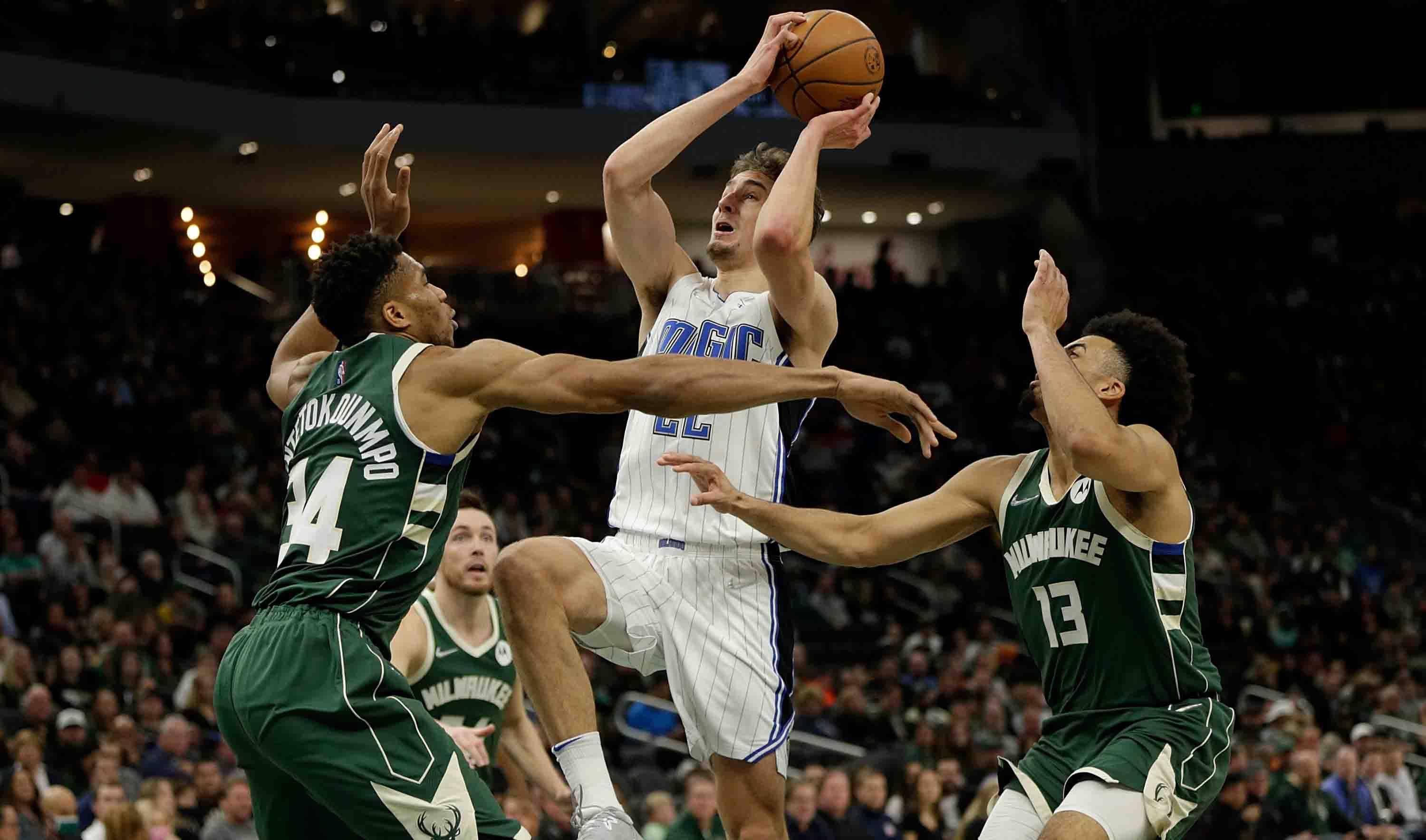 06总决赛第三场录像最新