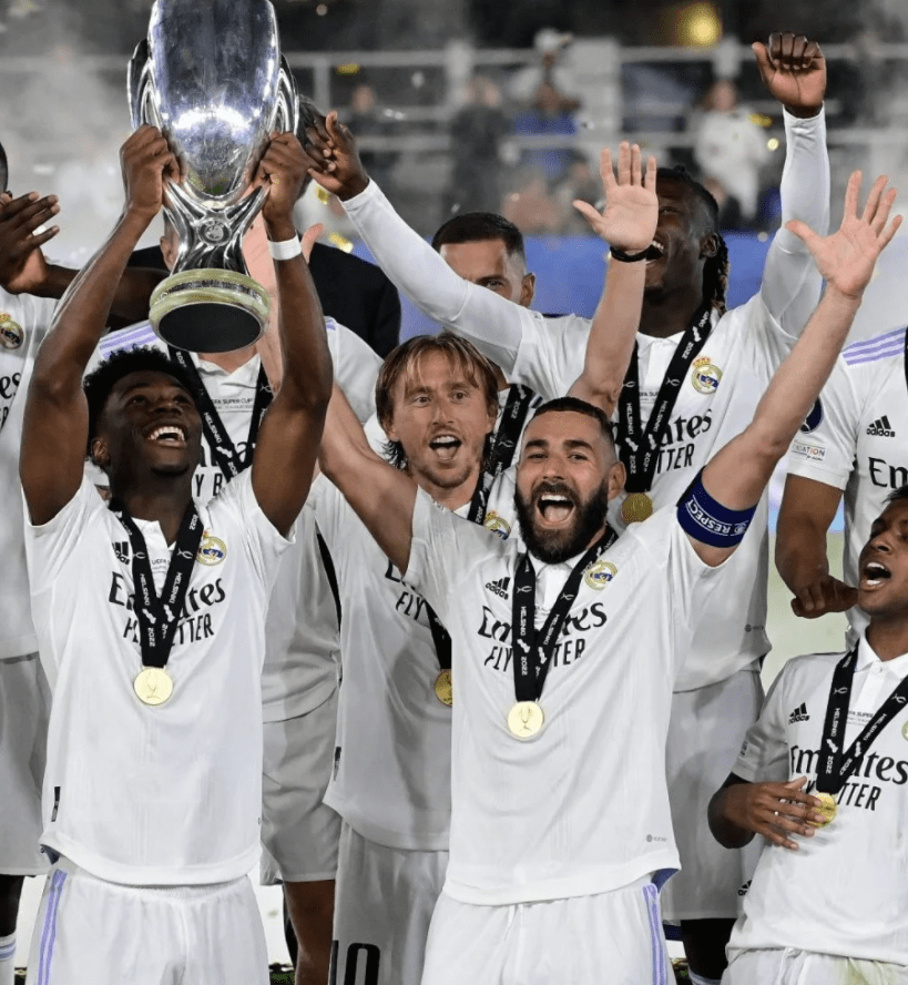 包含赛后波士顿凯尔特人调整名单以备德国杯；篮板制胜环节打磨；话题不断；阵容厚度经受考验的词条