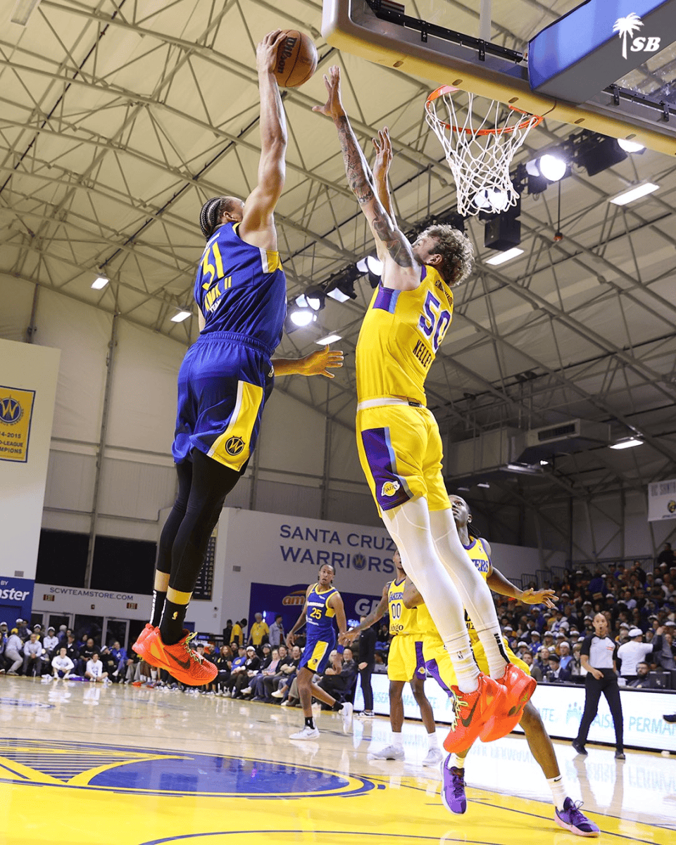 包含里程碑夜!犹他爵士官宣签约,NBA常规赛今晨刷纪录,悬念犹存,资深球员宣示担当的词条 包含里程碑夜!犹他爵士官宣签约,NBA常规赛今晨刷纪录,悬念犹存,资深球员宣示担当的词条