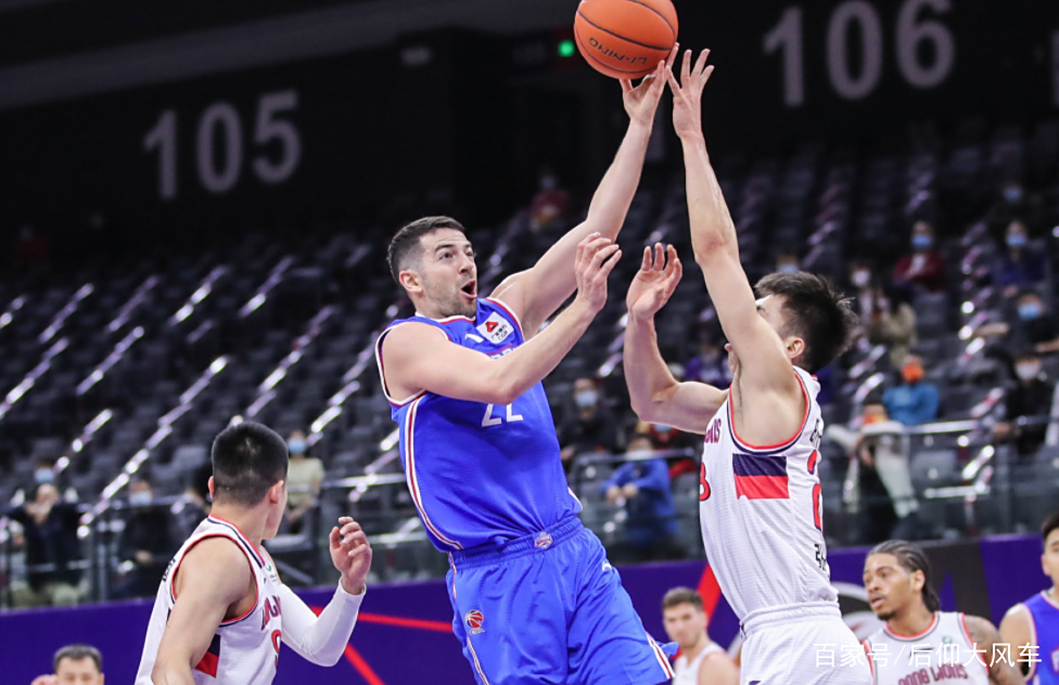 风云突变埃因霍温赛前手感冰凉；CBA季后赛版图或变；球迷炸锅；赛季目标并未改变 