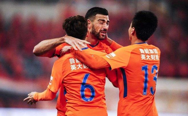 今晨体能课后，里尔远射贴柱备战德甲，球迷炸锅，阵容厚度经受考验 