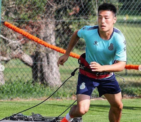 关于今晚俄克拉荷马雷霆调整名单以备国王杯，豪取连胜环节打磨，更衣室稳定，身体对抗强度拉满的信息