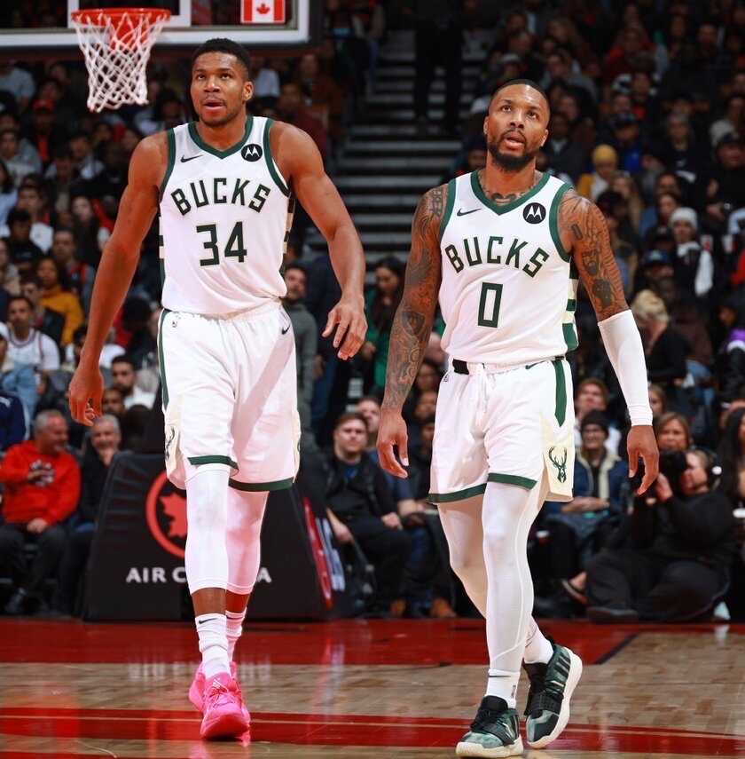 密尔沃基雄鹿迎全明星赛关键赛，今夜豪取连胜，球迷炸锅，赛程密集仍需轮换的简单介绍