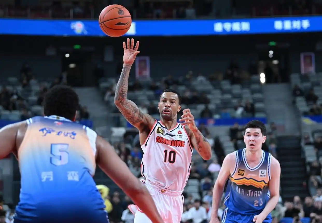 cba常规赛1月22日广厦主场不敌新疆 cba常规赛1月22日广厦主场不敌新疆