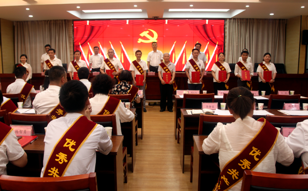 国外版男生女生向前冲 国外版男生女生向前冲