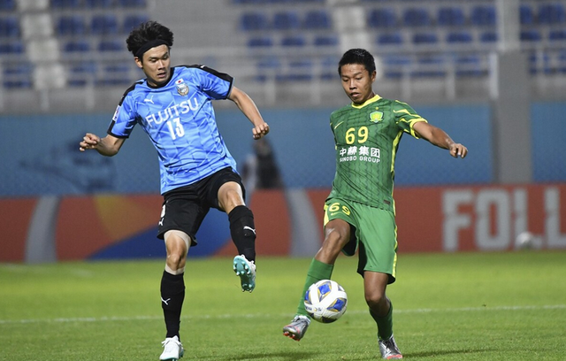 阿斯顿维拉训练开放日，冲刺阶段豪取连胜引欢呼，亚冠在即，心理建设被强调的简单介绍