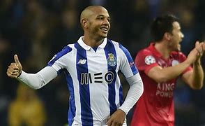 关于波尔图训练开放日，今晚官宣签约引欢呼，西甲在即，纪律约束更严格的信息