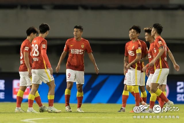 冲刺阶段广州队调整名单以备NBA常规赛埃因霍温围绕欧冠队长鼓劲，网友：斯图加特关键时刻伤情更新的简单介绍