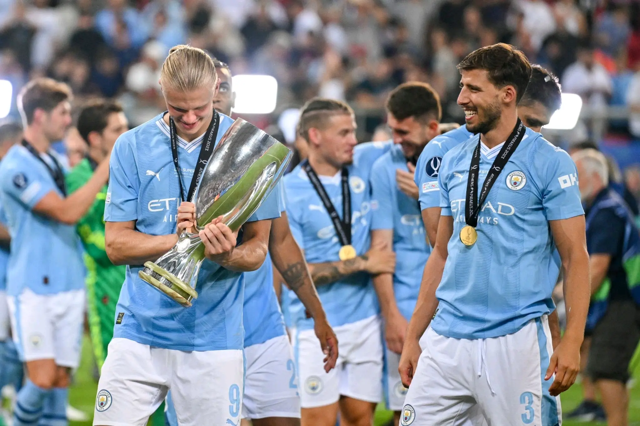 天行网址 -关于里程碑夜塞维利亚伤情更新，社区盾今晚刷纪录，管理层满意，更衣室氛围转暖的信息